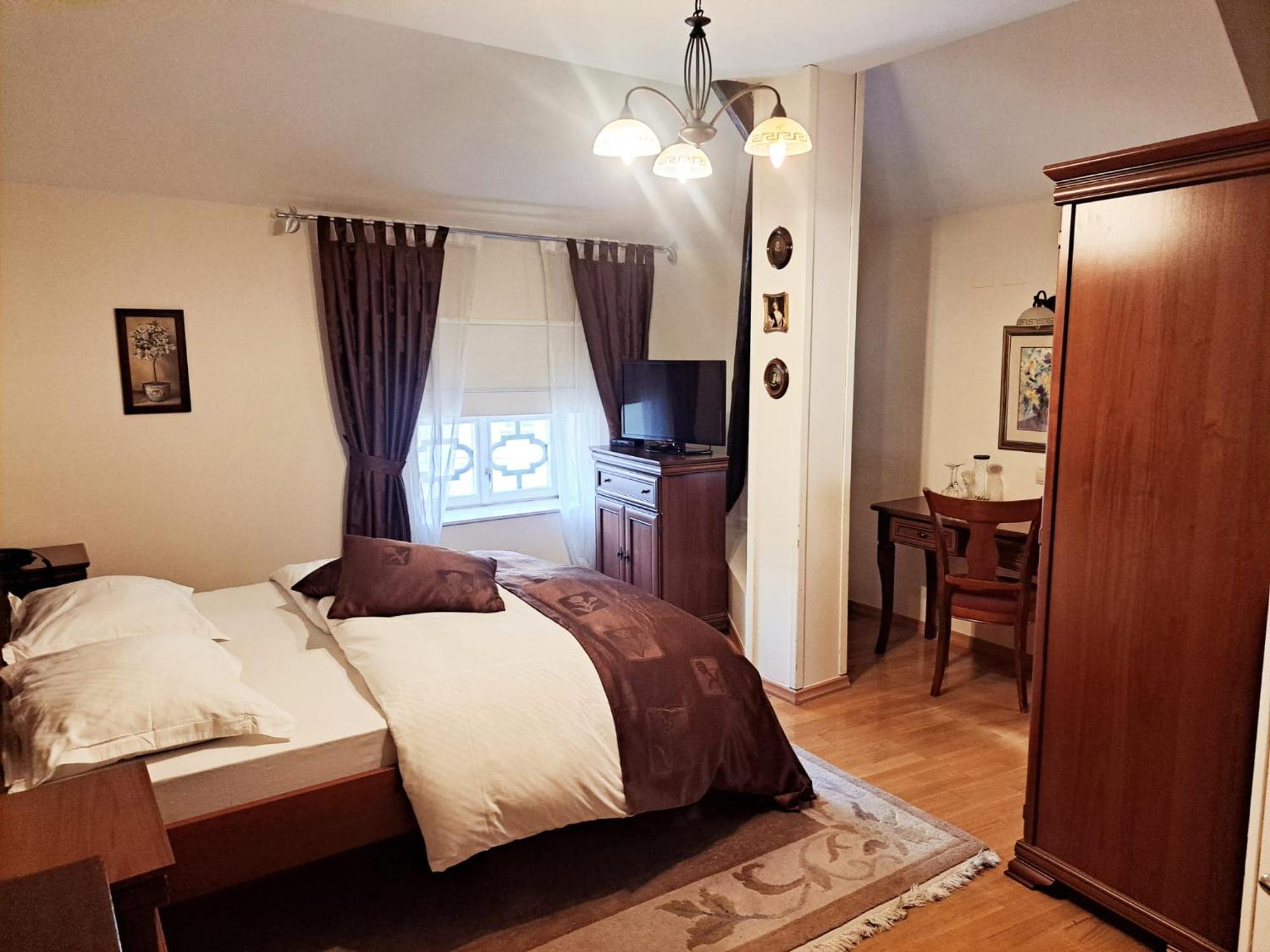 Hotel Livadić Samobor Esterno foto